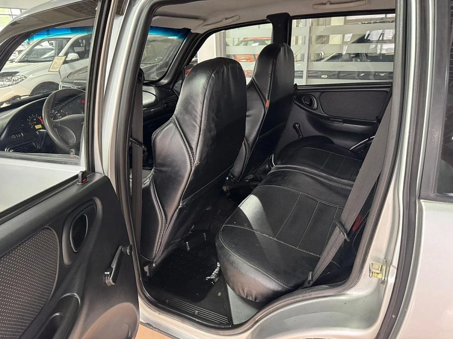 Chevrolet Niva, 2007г., полный привод, механика