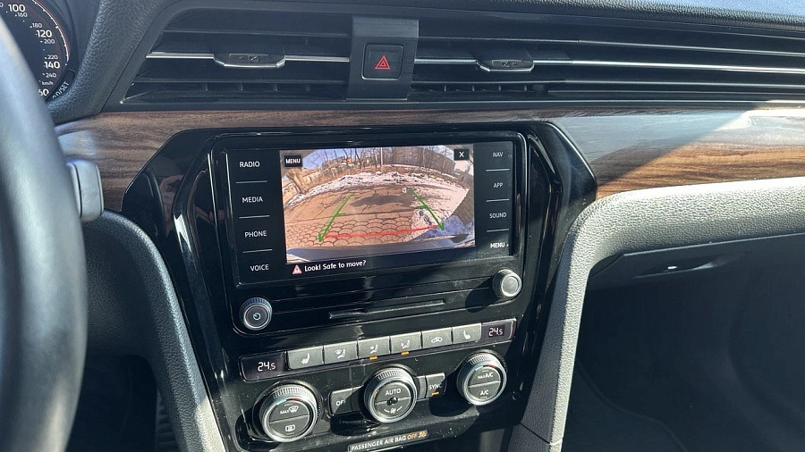 Volkswagen Passat, 2020г., передний привод, робот