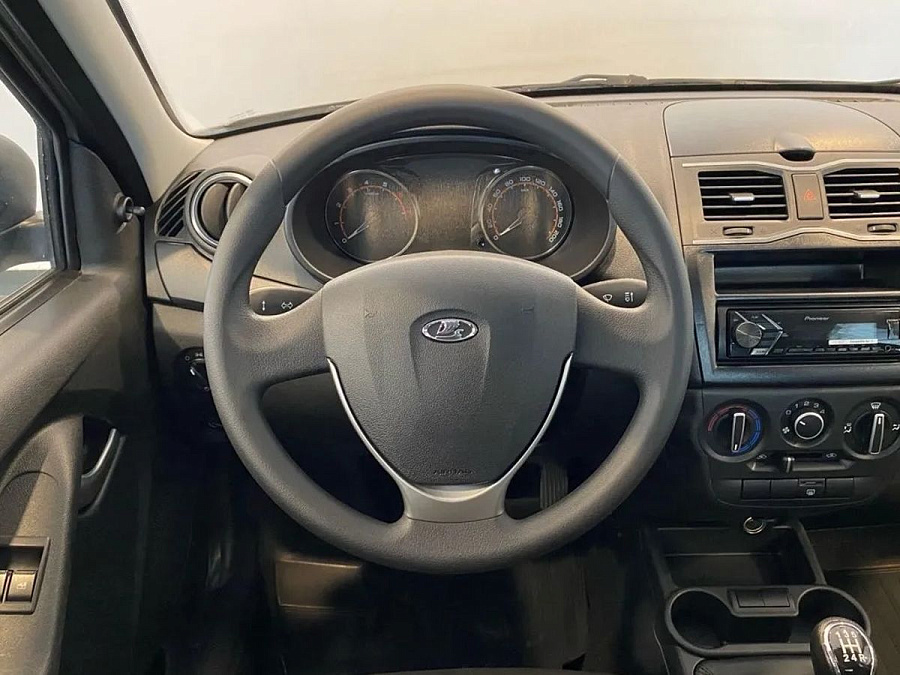 Lada (ВАЗ) Granta, 2019г., передний привод, механика