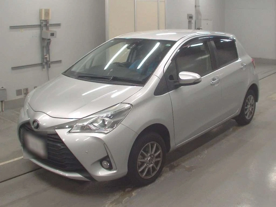 Toyota Vitz, 2019г., полный привод, вариатор