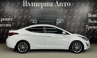 Hyundai Elantra, 2015г, передний привод, автомат