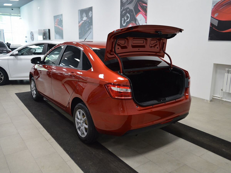 Lada (ВАЗ) Vesta, 2020г., передний привод, механика