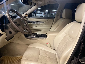 Infiniti M, 2012г, полный привод, автомат