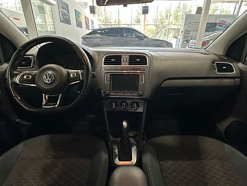 Volkswagen Polo, 2020г, передний привод, автомат