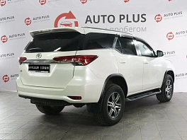 Toyota Fortuner, 2021г, полный привод, автомат