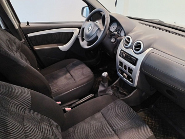 Renault Sandero, 2011г, передний привод, механика