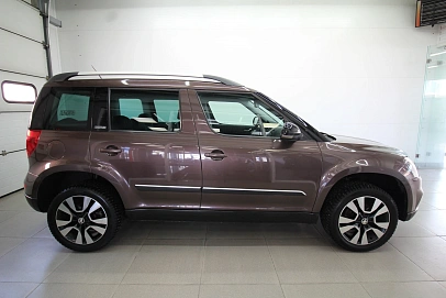 Skoda Yeti, 2015г., передний привод, робот