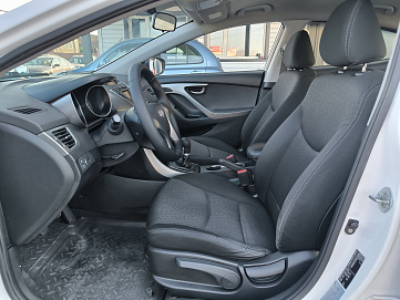 Hyundai Elantra, 2013г, передний привод, механика