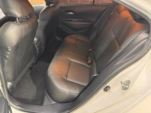 Toyota Corolla, 2022г, передний привод, вариатор