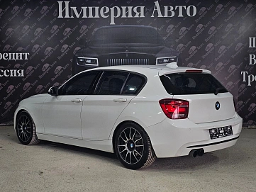 BMW 1 серии, 2013г, задний привод, автомат