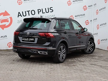 Volkswagen Tiguan, 2020г, полный привод, робот