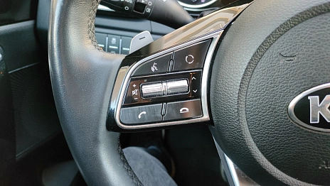Kia Ceed, 2021г, передний привод, робот