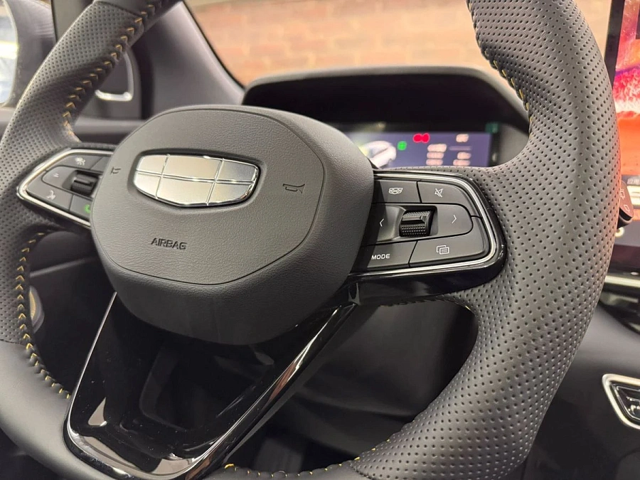 Geely Coolray, 2025г., передний привод, робот