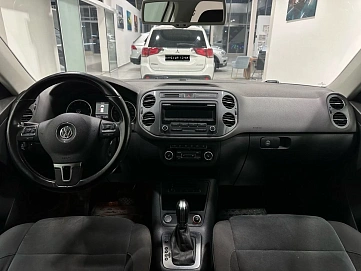 Volkswagen Tiguan, 2012г, полный привод, автомат