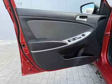 Hyundai Solaris, 2011г, передний привод, автомат