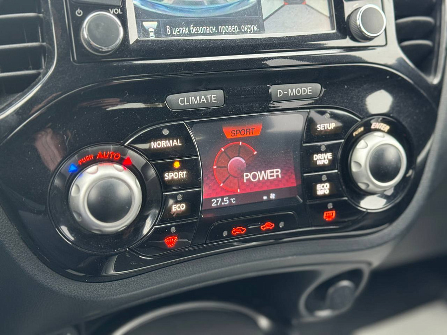 Nissan Juke, 2015г., передний привод, вариатор