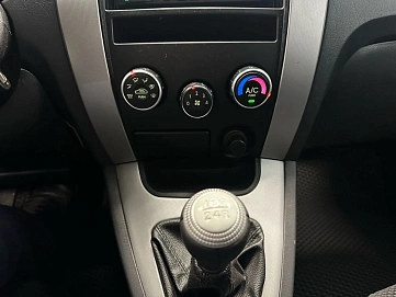 Hyundai Tucson, 2008г, передний привод, механика