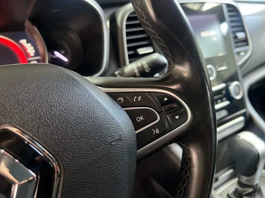 Renault Talisman, 2017г., передний привод, робот