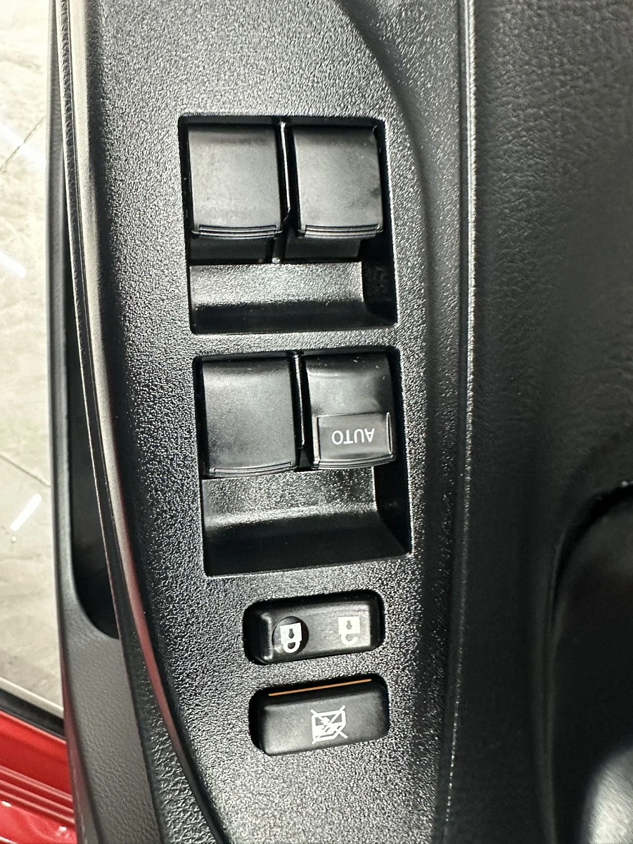 Toyota Yaris, 2021г., передний привод, вариатор