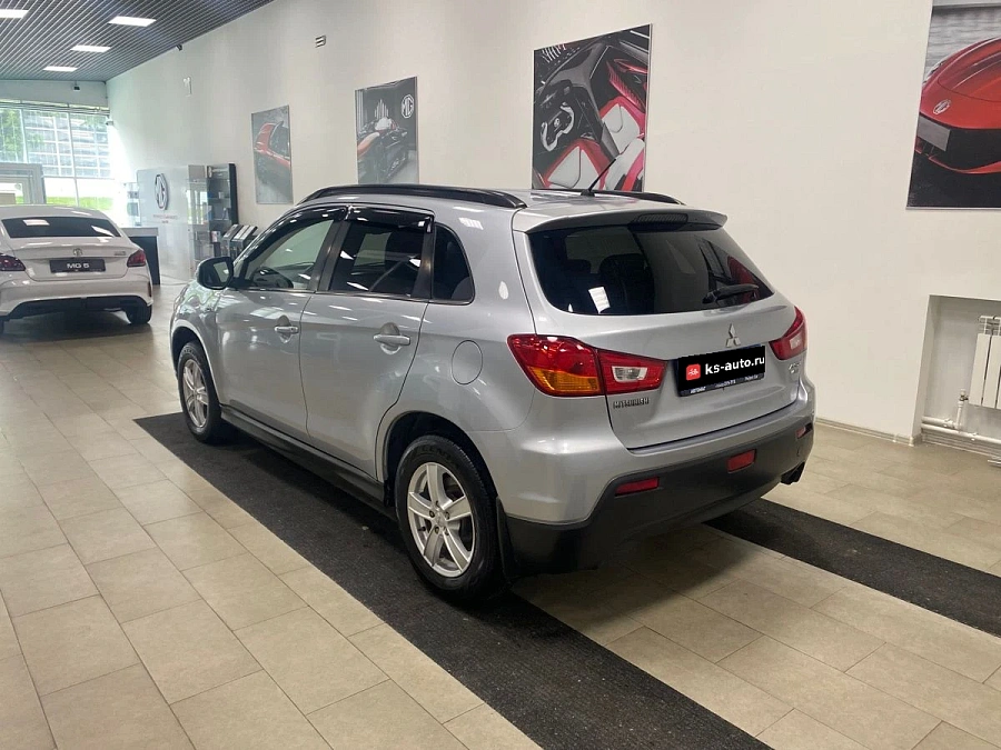 Mitsubishi ASX, 2011г., передний привод, вариатор