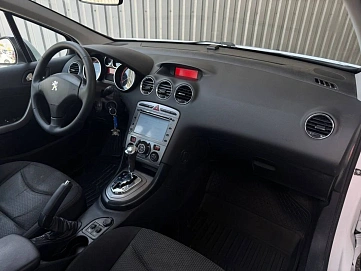 Peugeot 408, 2012г, передний привод, автомат