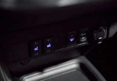 Toyota RAV4, 2014г, передний привод, механика