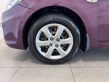 Hyundai Solaris, 2011г, передний привод, автомат