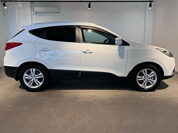 Hyundai ix35, 2013г, передний привод, автомат