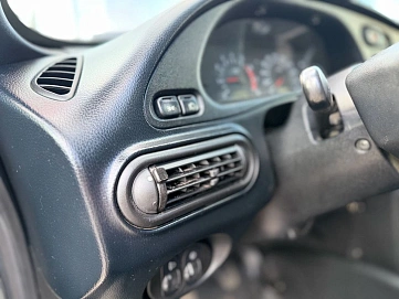 Chevrolet Niva, 2011г., полный привод, механика