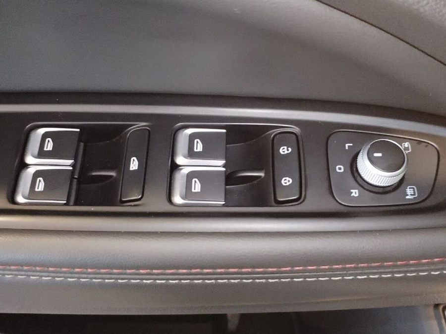 Geely , 2022г., передний привод, автомат