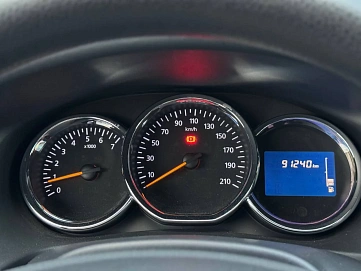 Renault Logan, 2015г, передний привод, механика