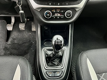 Lada (ВАЗ) , 2017г., передний привод, механика