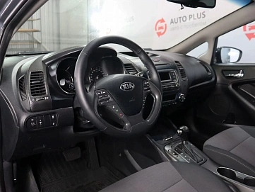 Kia Cerato, 2013г, передний привод, автомат