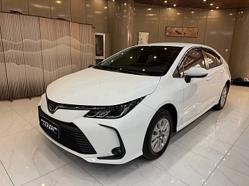 Toyota Corolla, 2022г, передний привод, вариатор