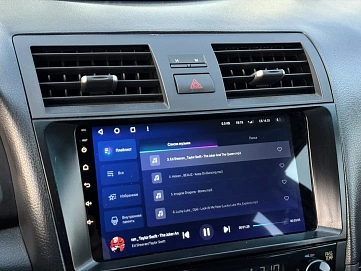 Toyota Camry, 2010г, передний привод, автомат