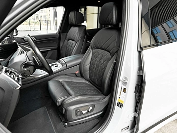BMW X7, 2022г., полный привод, автомат
