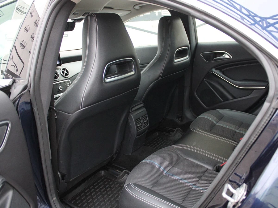 Mercedes-Benz CLA, 2017г., передний привод, робот