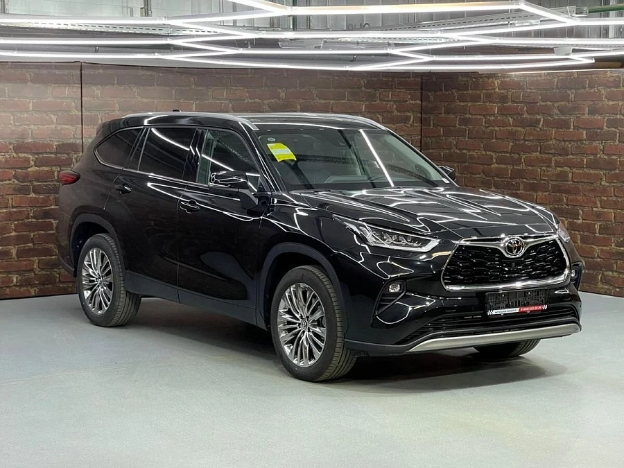 Toyota Highlander, 2024г., полный привод, автомат