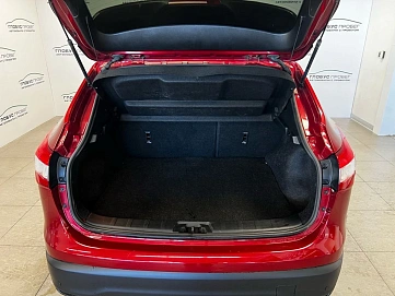 Nissan Qashqai, 2016г, передний привод, автомат