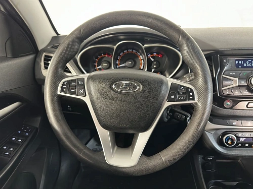 Lada (ВАЗ) Vesta, 2018г, передний привод, механика