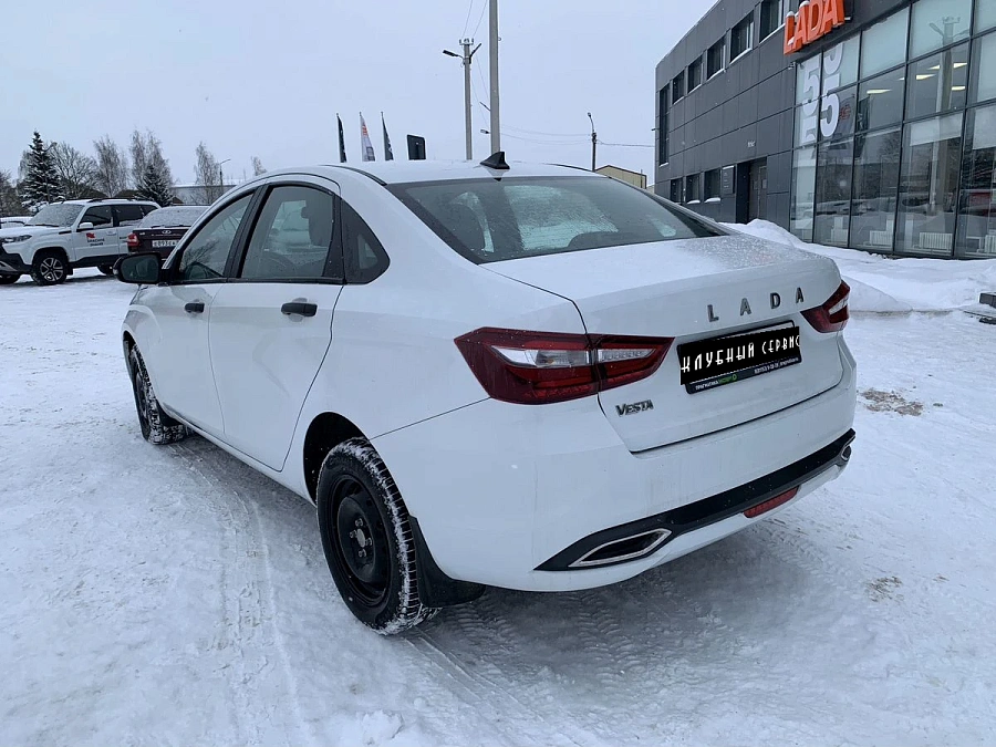 Lada (ВАЗ) Vesta, 2023г., передний привод, механика
