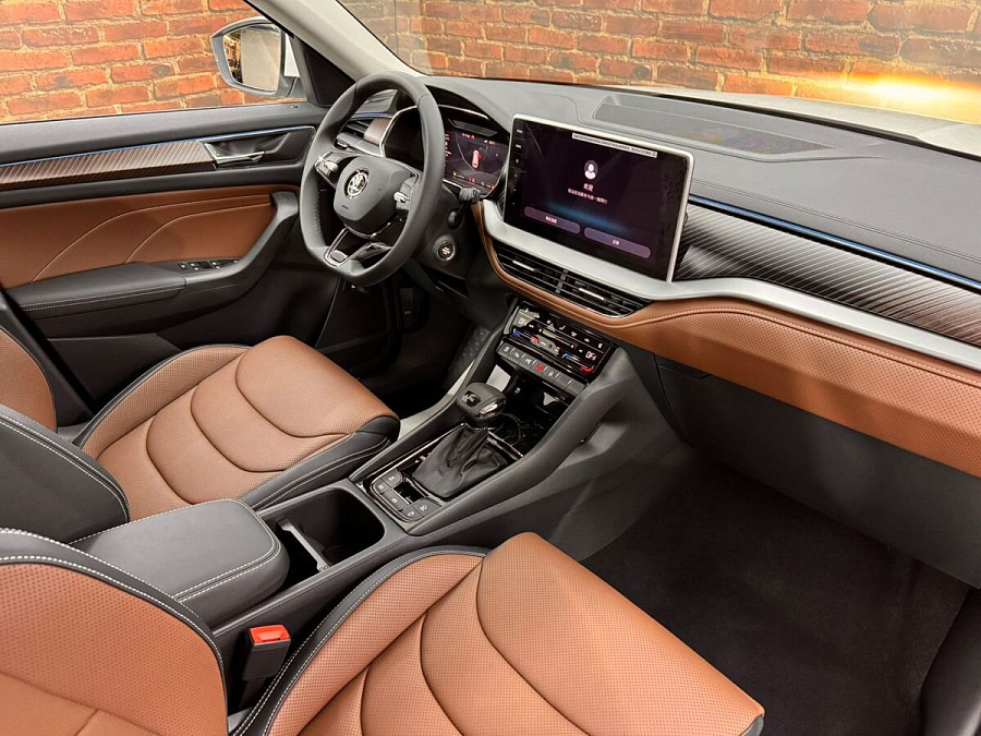 Skoda Kodiaq, 2024г., полный привод, робот