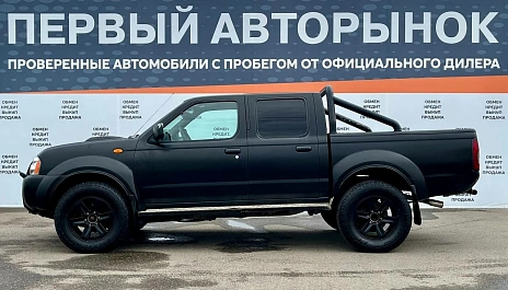 Nissan NP300, 2014г, передний привод, механика