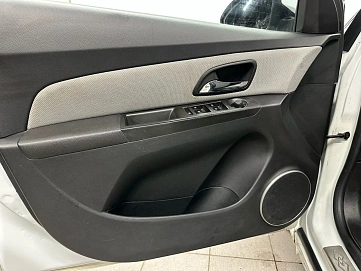 Chevrolet Cruze, 2012г, передний привод, механика