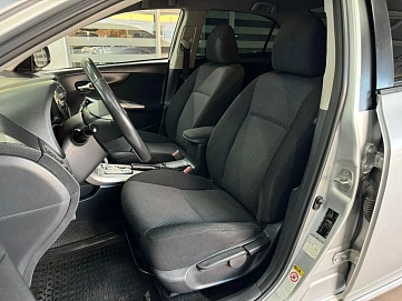 Toyota Corolla, 2011г, передний привод, автомат