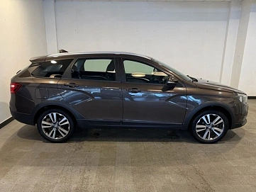 Lada (ВАЗ) Vesta, 2019г, передний привод, механика