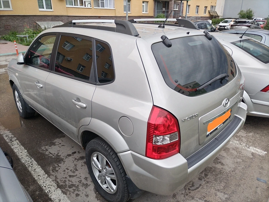 Hyundai Tucson, 2008г., передний привод, механика