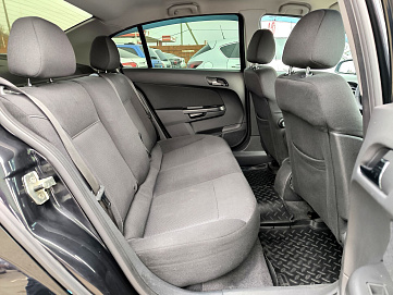 Opel , 2010г., передний привод, механика