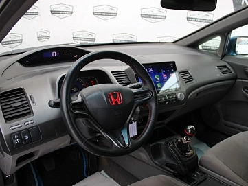 Honda Civic, 2008г, передний привод, механика