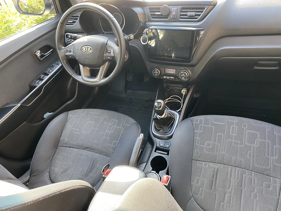 Kia Rio, 2012г., передний привод, механика